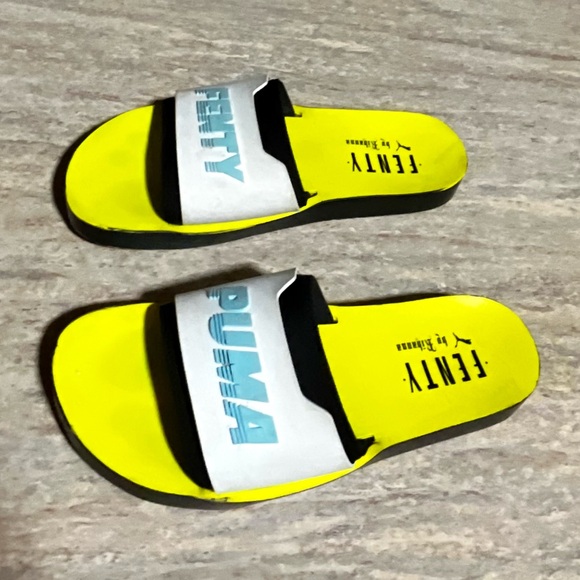 Fenty Puma by Rihanna surf slides - Picture 3 of 15